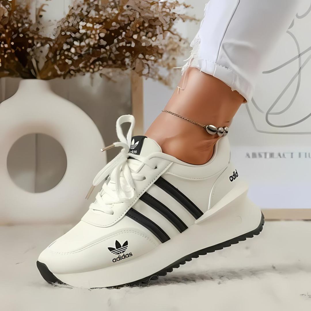 Adidas - Trainers